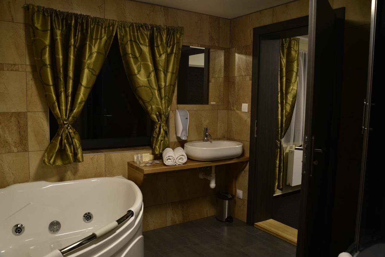 Resort Nova Polana Dolni Lomna Ngoại thất bức ảnh